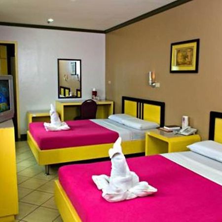 Riverside Inn Babuy Kamer foto