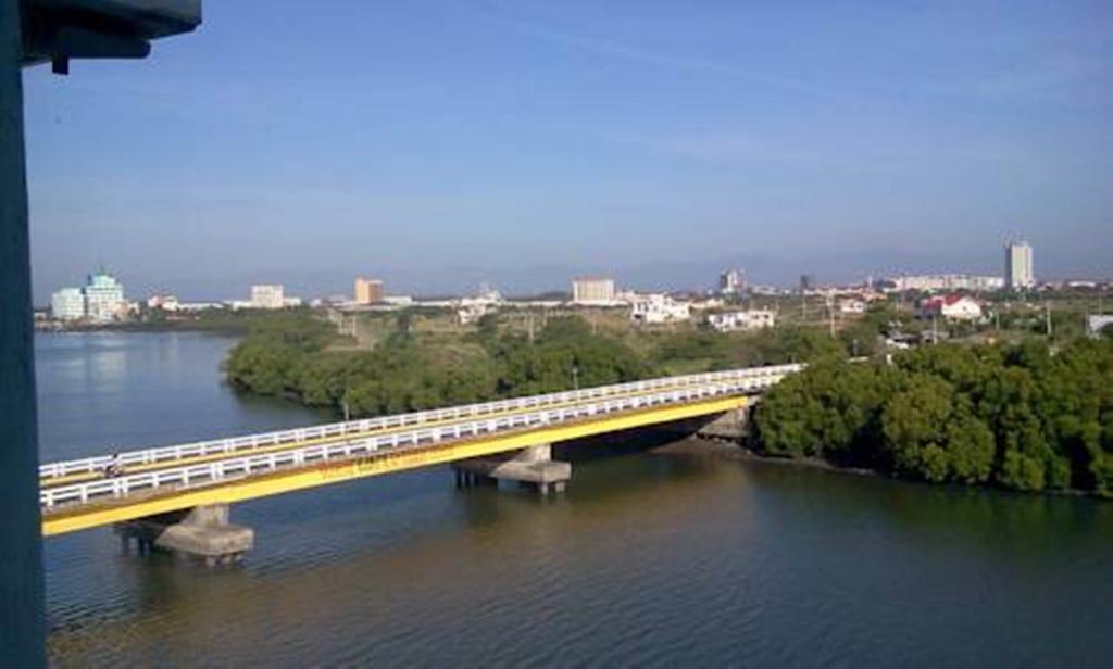 Riverside Inn Babuy Buitenkant foto