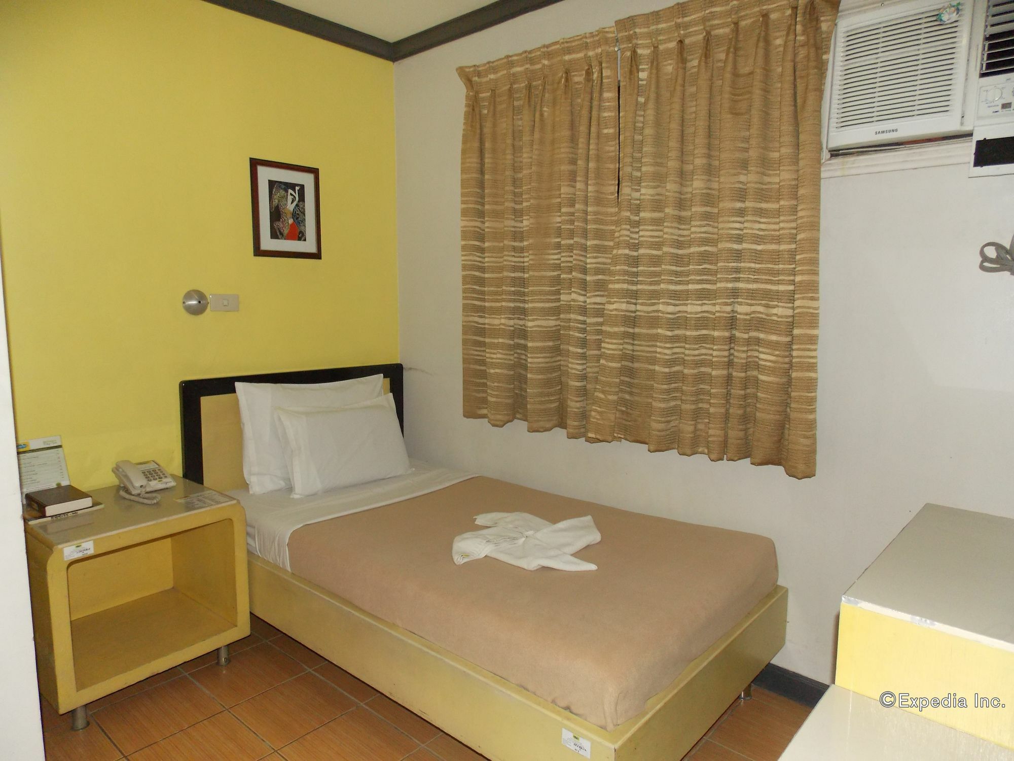 Riverside Inn Babuy Buitenkant foto